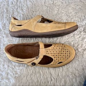 Earth Origin yellow leather Mary Jane sneakers, 10M